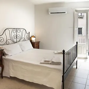https://garibaldi-94.catania-hotels.net