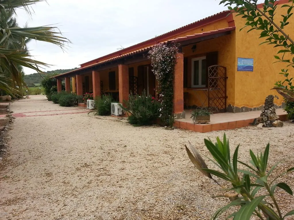 Agriturismo La Barca In Secca Olmedo 0*,  Włochy